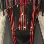 Der Latex-Sarkophag - Foto Nr. 5