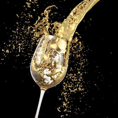 Golden Shower – the special kind of pleasure   | Bizarrstudio Elegance News