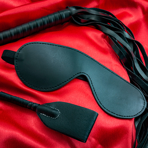 Introduction to bizarre eroticism by the mistress herself | von Autor Champaign | Bizarrstudio Elegance Blog