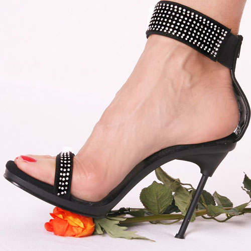 Das Warten hat endlich ein Ende | von Autor Devot | Bizarrstudio Elegance Blog Das Warten hat endlich ein Ende | von Autor Devot | Bizarrstudio Elegance Blog